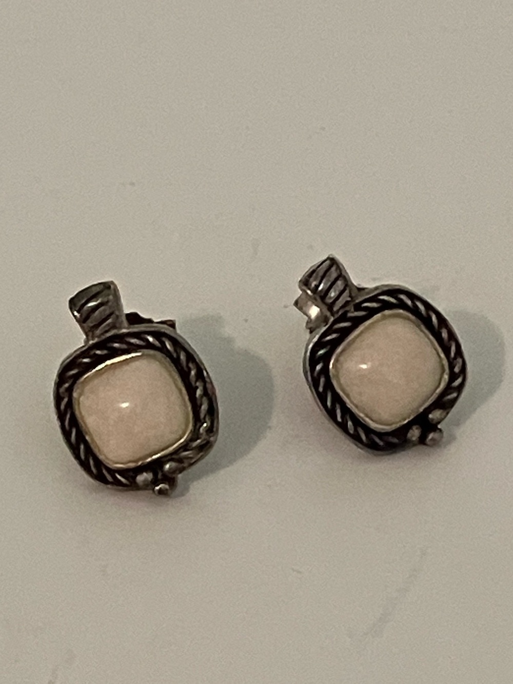Vintage 925 Sterling Silver Cream Cabochon Stud Earrings
